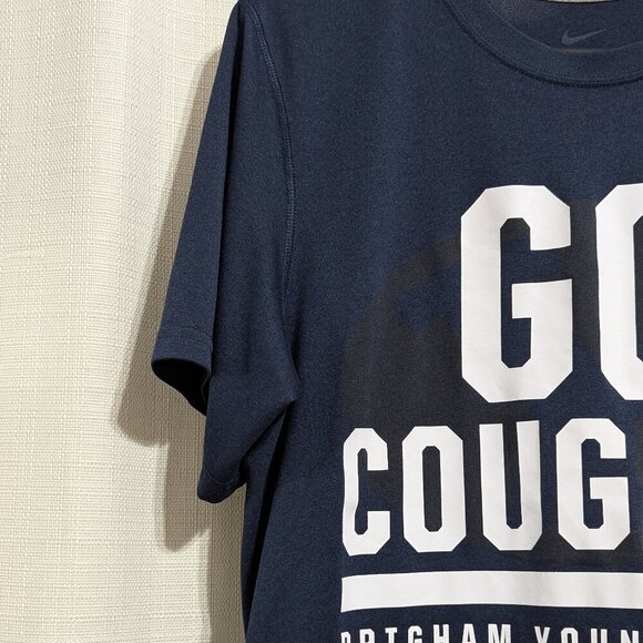 Women's Nike Brigham Young Cougars Shirt Short Sleeves Small Navy Blue - Picture 3 of 7